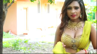 Indian Busty  Girl in Love with a Luckiest Neighbor