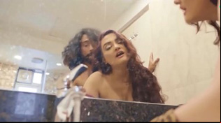 Hindi Amateur Porn - Cheating Indian Wife Gets Fucked